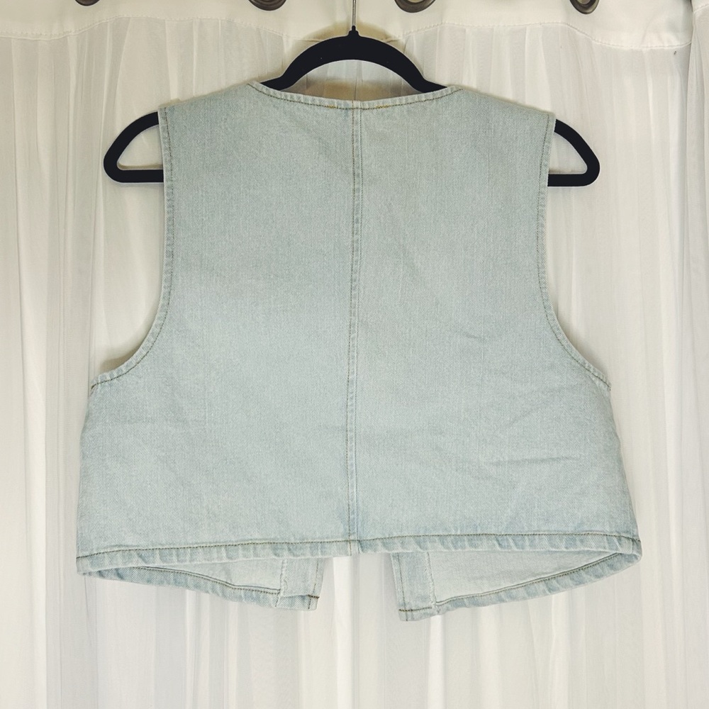Light Blue Denim Crop Top with Heart Accents - Picture 2 of 3